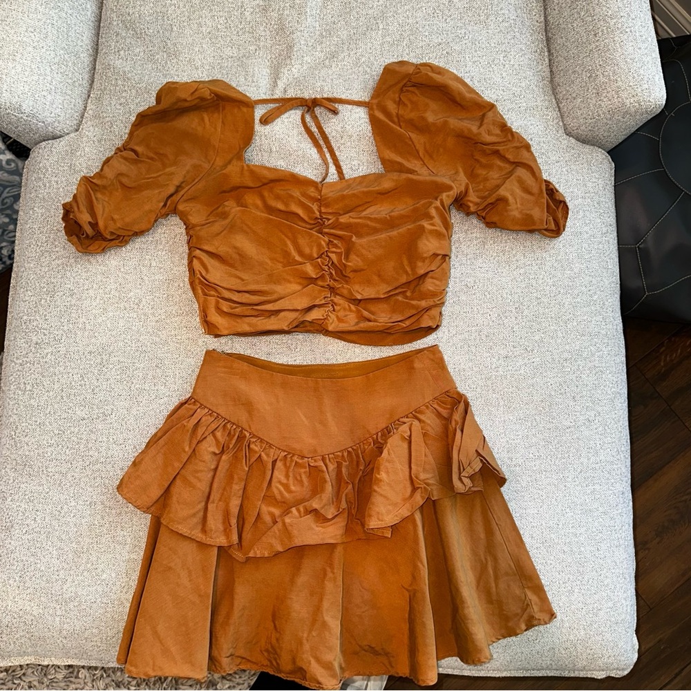 Forever 21 Burnt Orange Skirt Set Size Small Top and Skirt